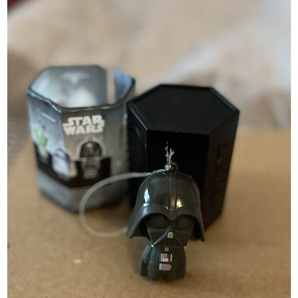 Hallmark Mystery Ornament 2022 Star Wars Darth Vader NEW - Picture 2 of 3